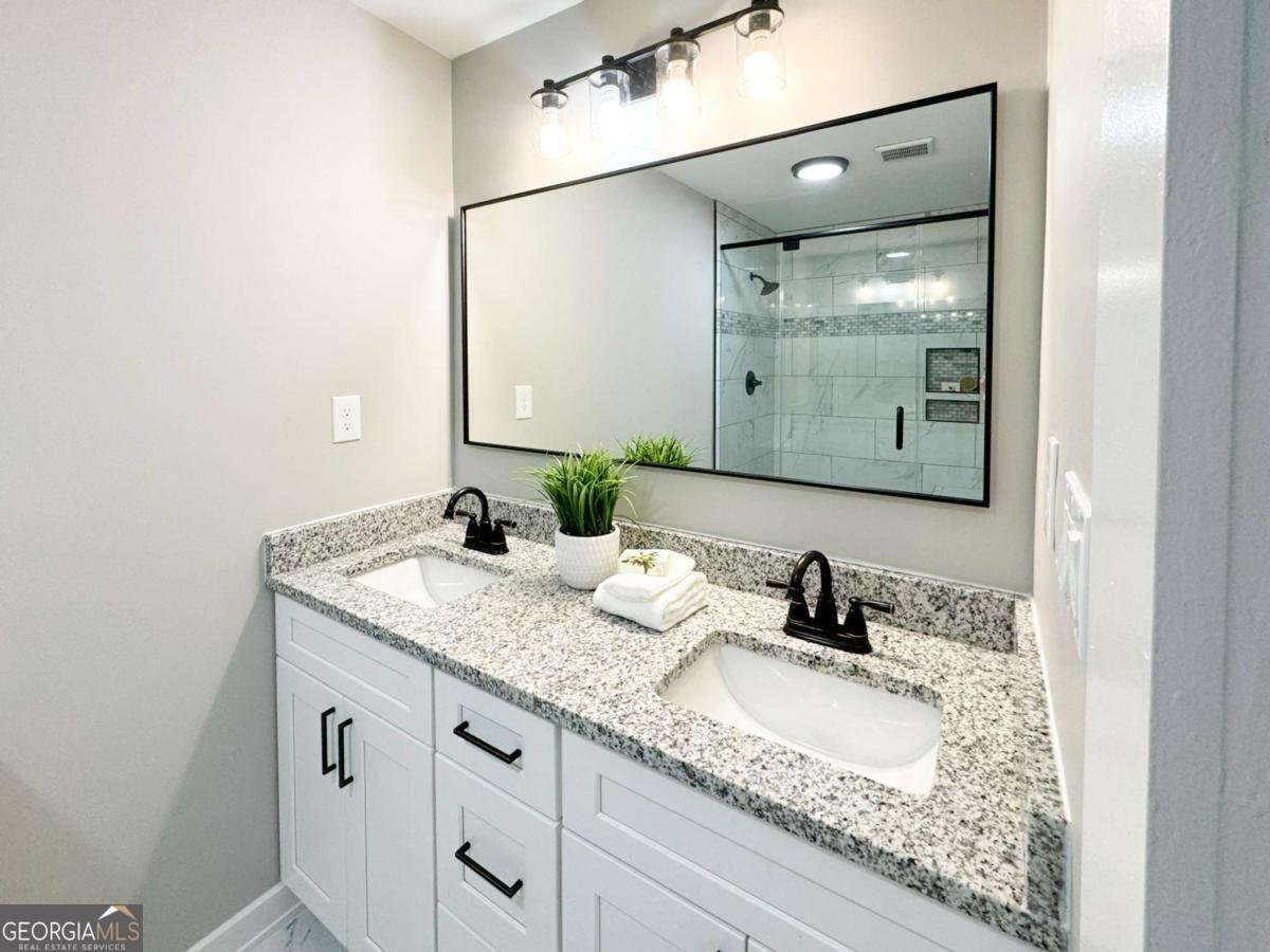 5198 Holly Springs Road Pendergrass - 30