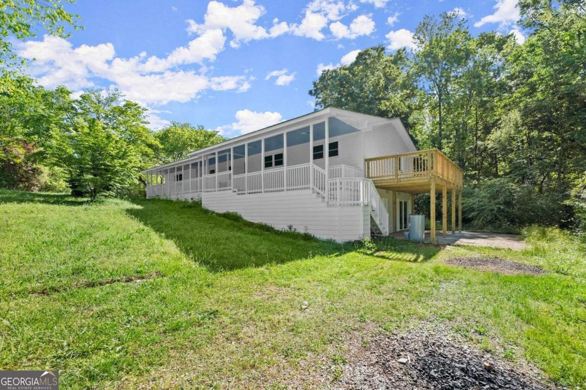 5198 Holly Springs Road Pendergrass - 54