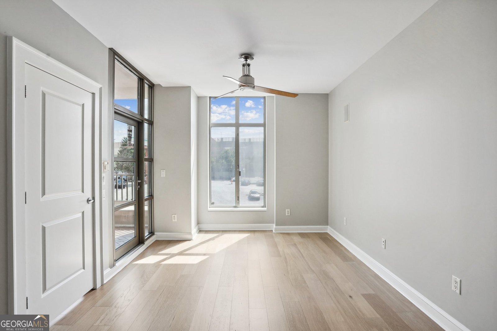250 Park Avenue West Atlanta - 18
