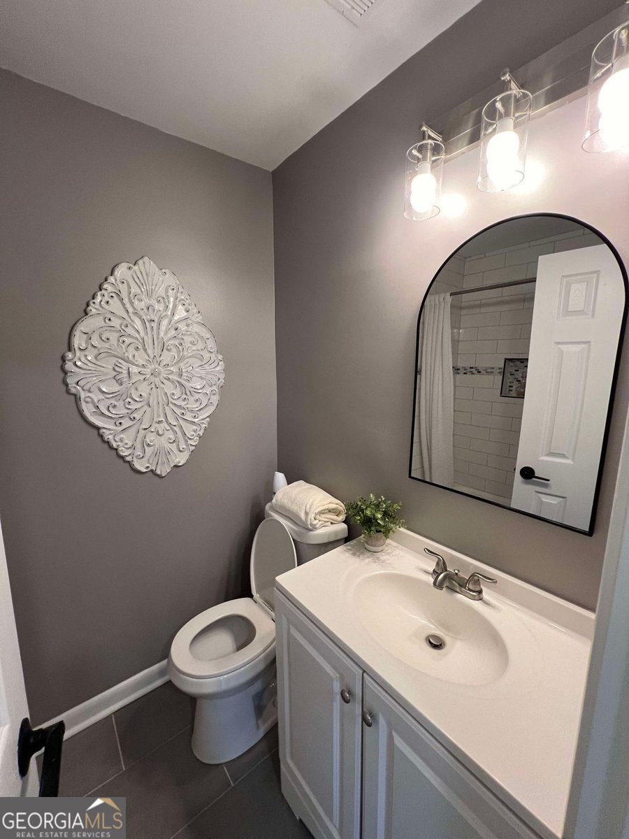 2747 Santa Barbara Drive Atlanta - 6