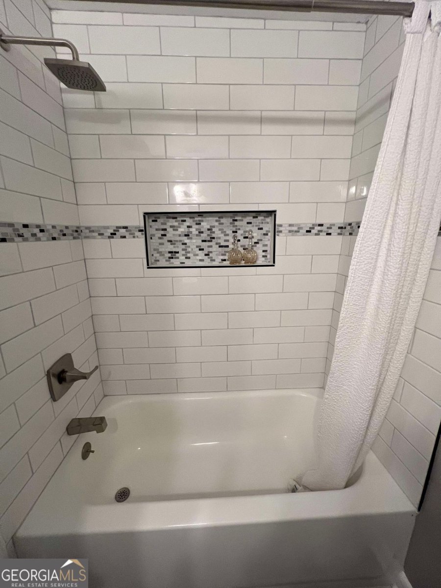 2747 Santa Barbara Drive Atlanta - 7