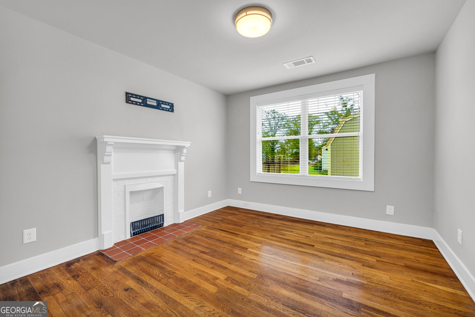 68 Hayes Street Toccoa - 23