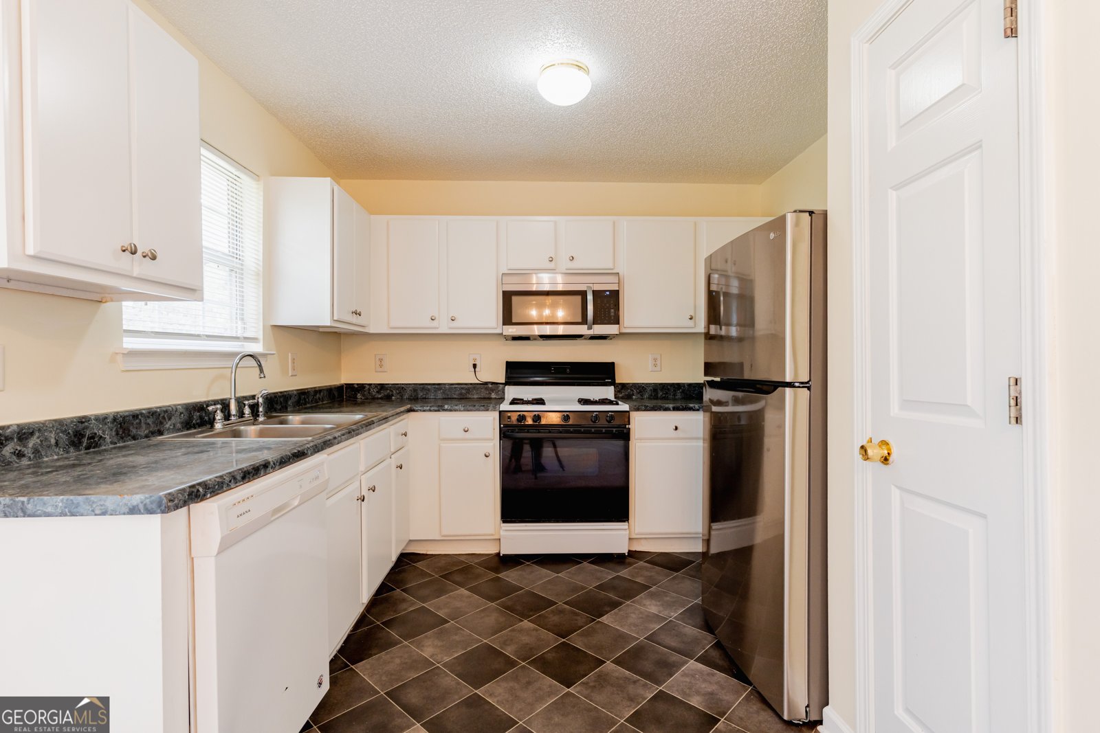 4153 Ward Lake Trail Ellenwood - 4