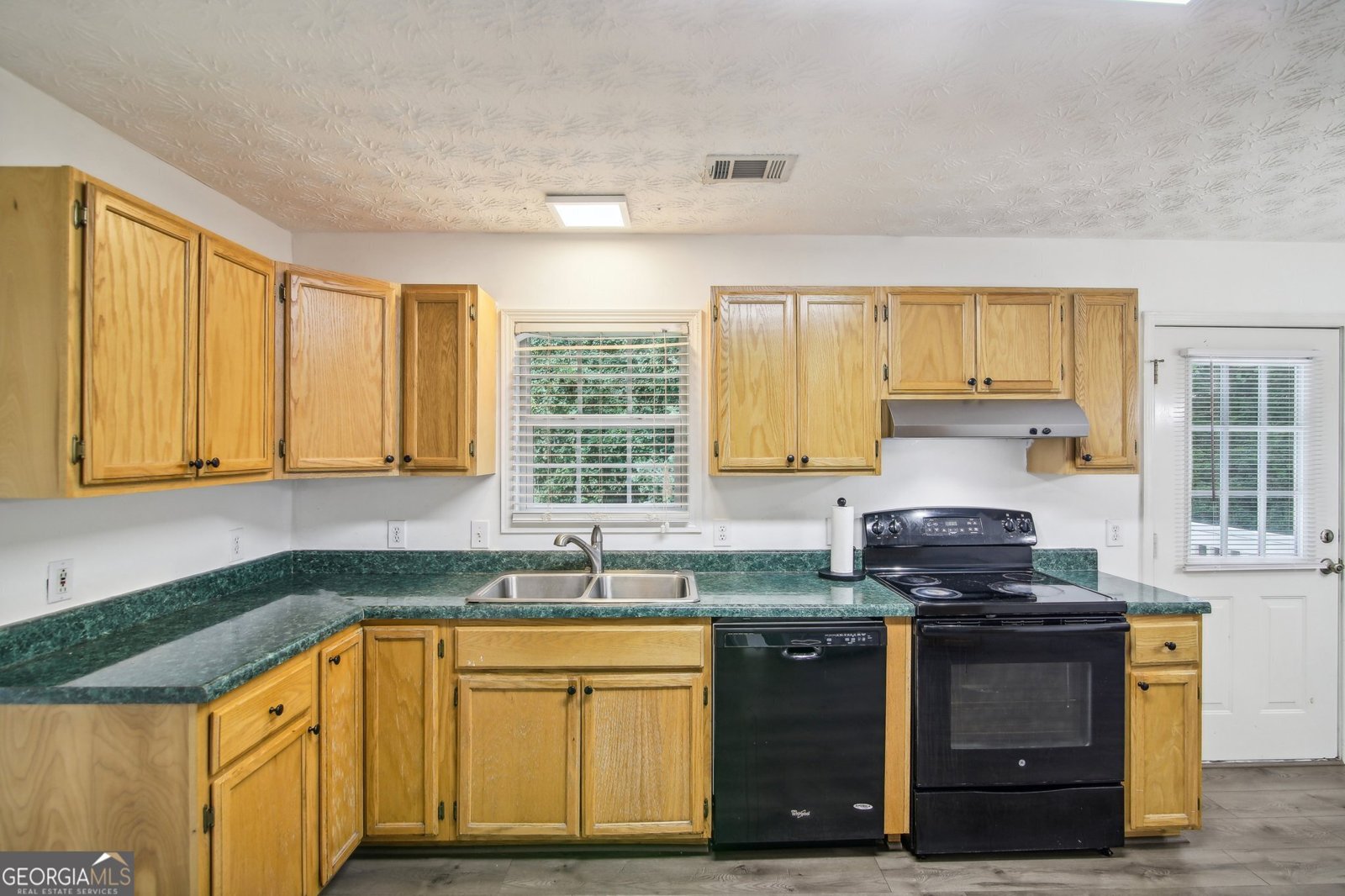 3980 Carlton Cove Court Loganville - 8