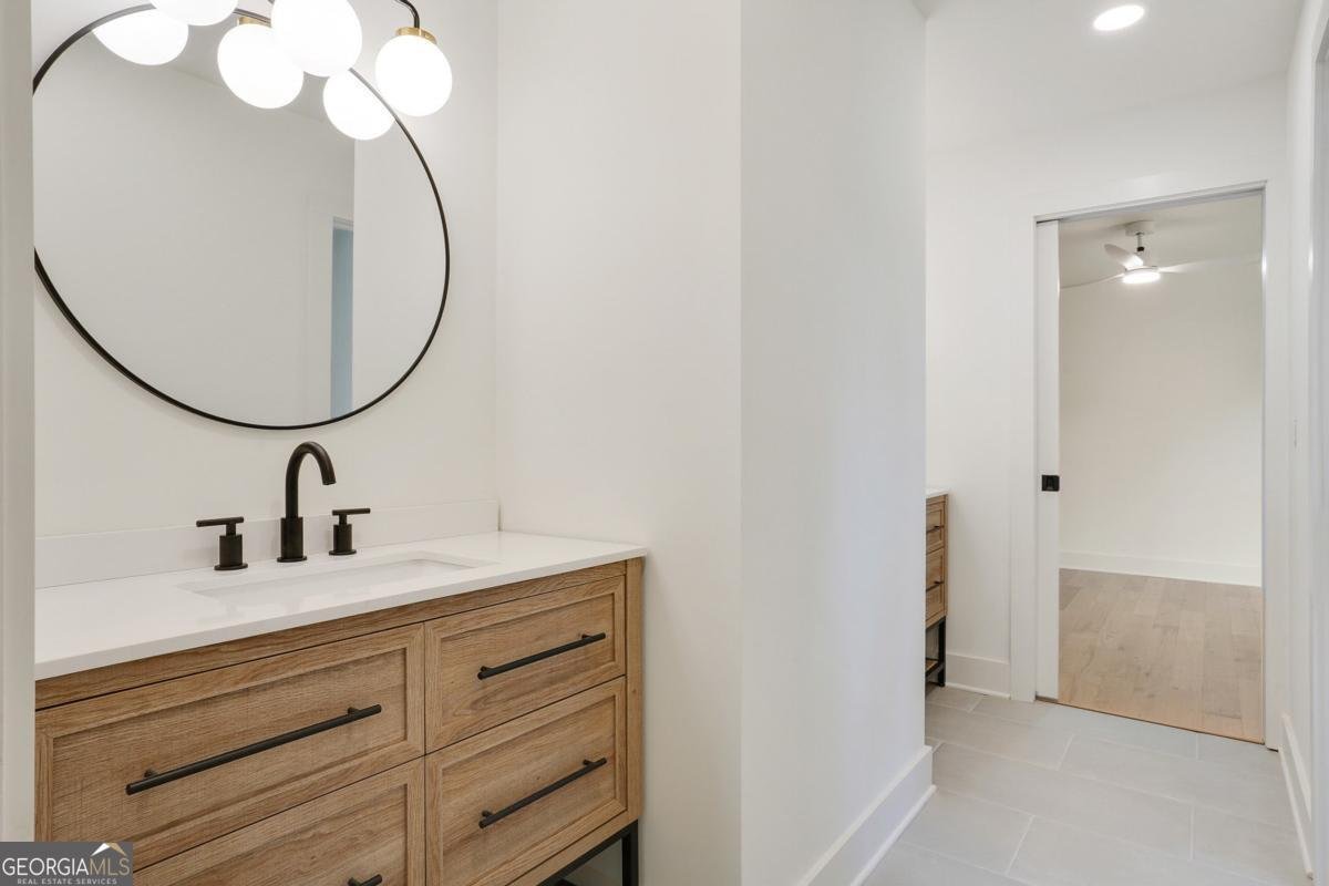 2198 Oakawana Drive Atlanta - 28