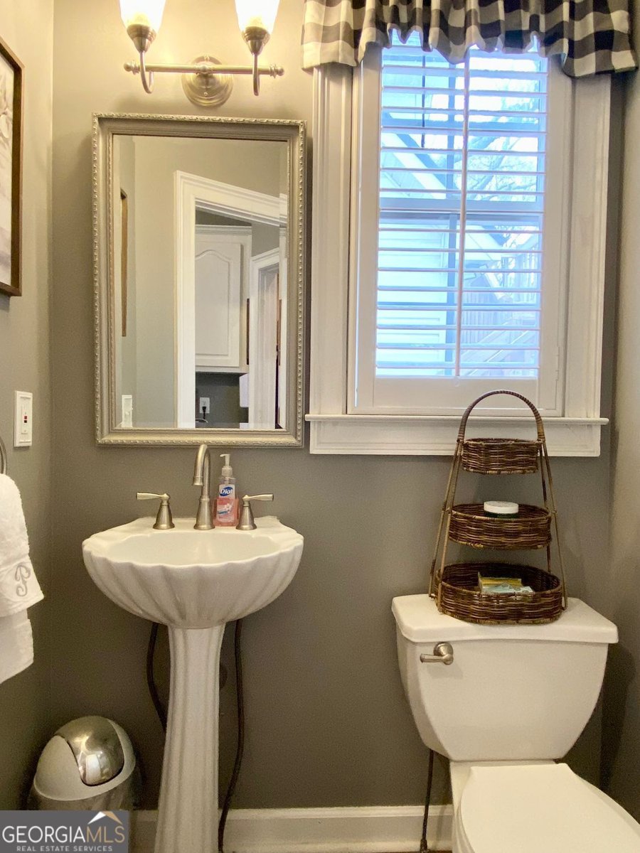 2210 Holly Springs Road Rockmart - 46