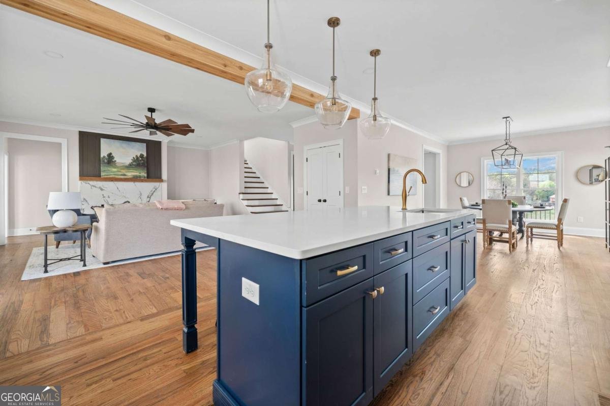 52 Lake Overlook Drive White - 14