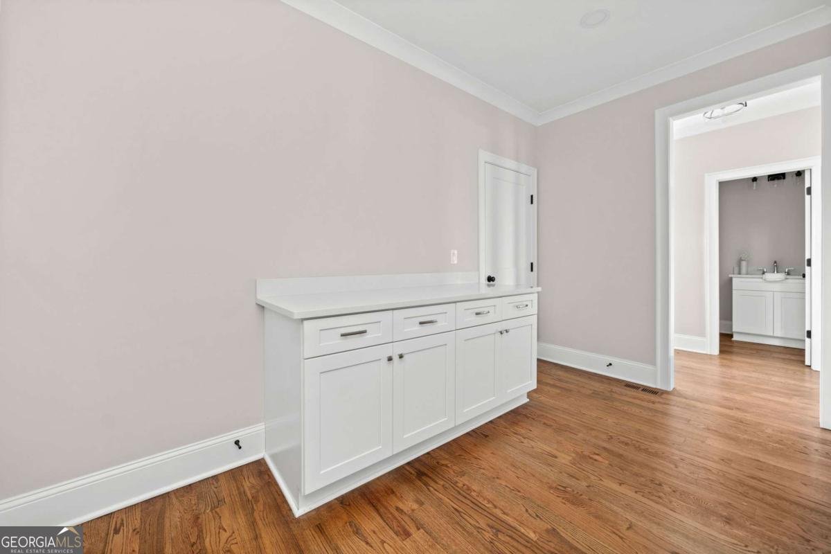 52 Lake Overlook Drive White - 27