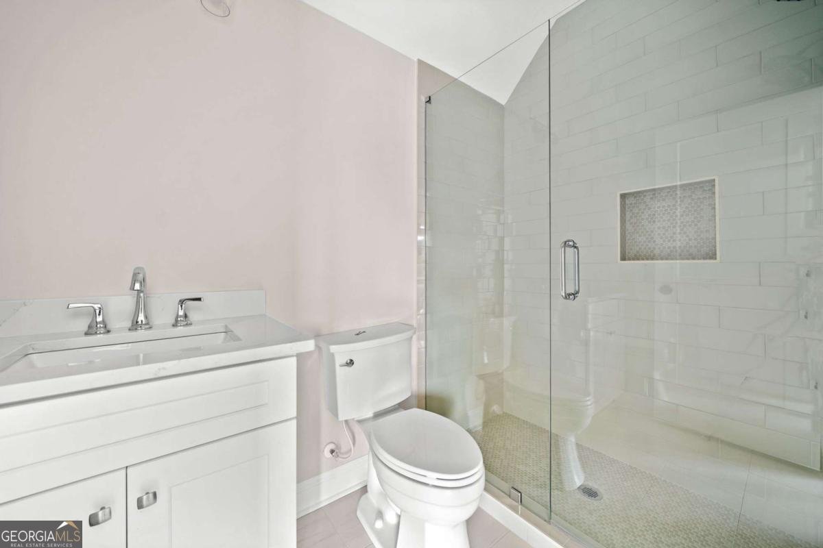 52 Lake Overlook Drive White - 31