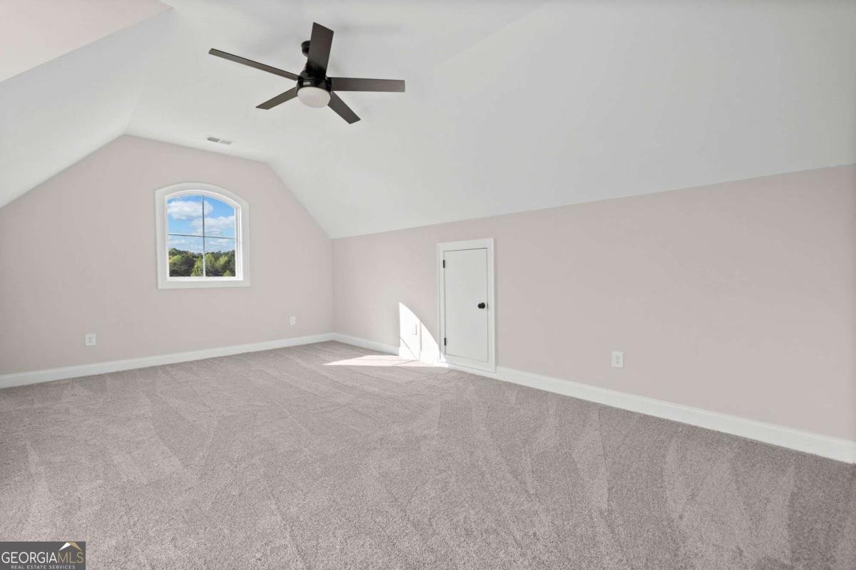 52 Lake Overlook Drive White - 32