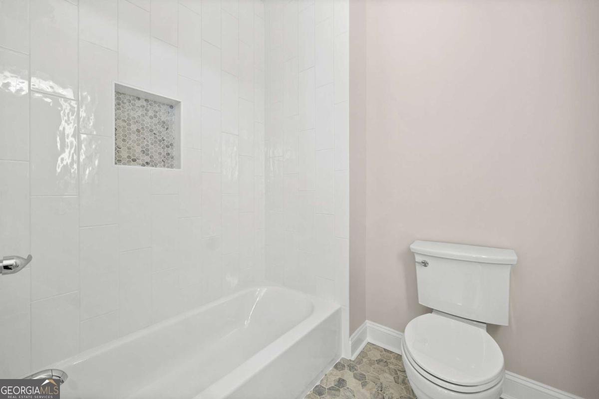 52 Lake Overlook Drive White - 35