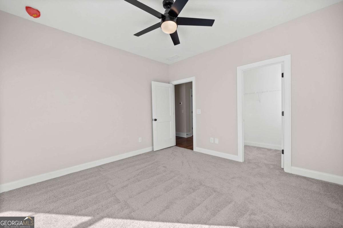 52 Lake Overlook Drive White - 37
