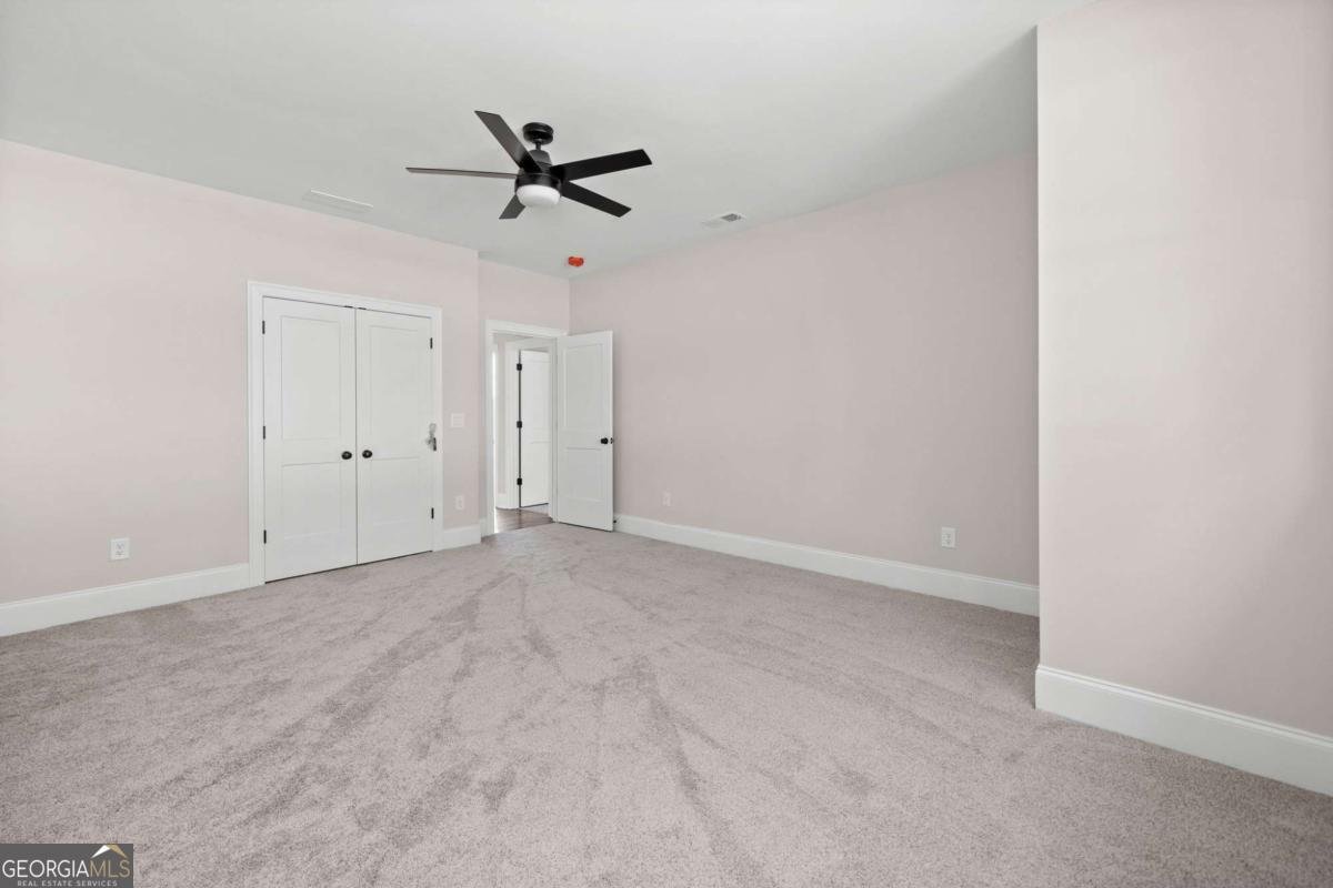 52 Lake Overlook Drive White - 42