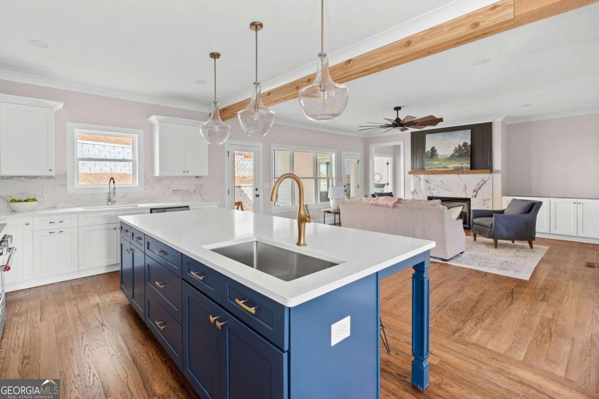 52 Lake Overlook Drive White - 9