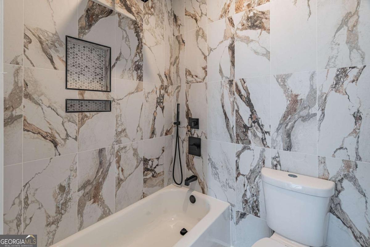 3068 Turning Creek Trail Dacula - 35