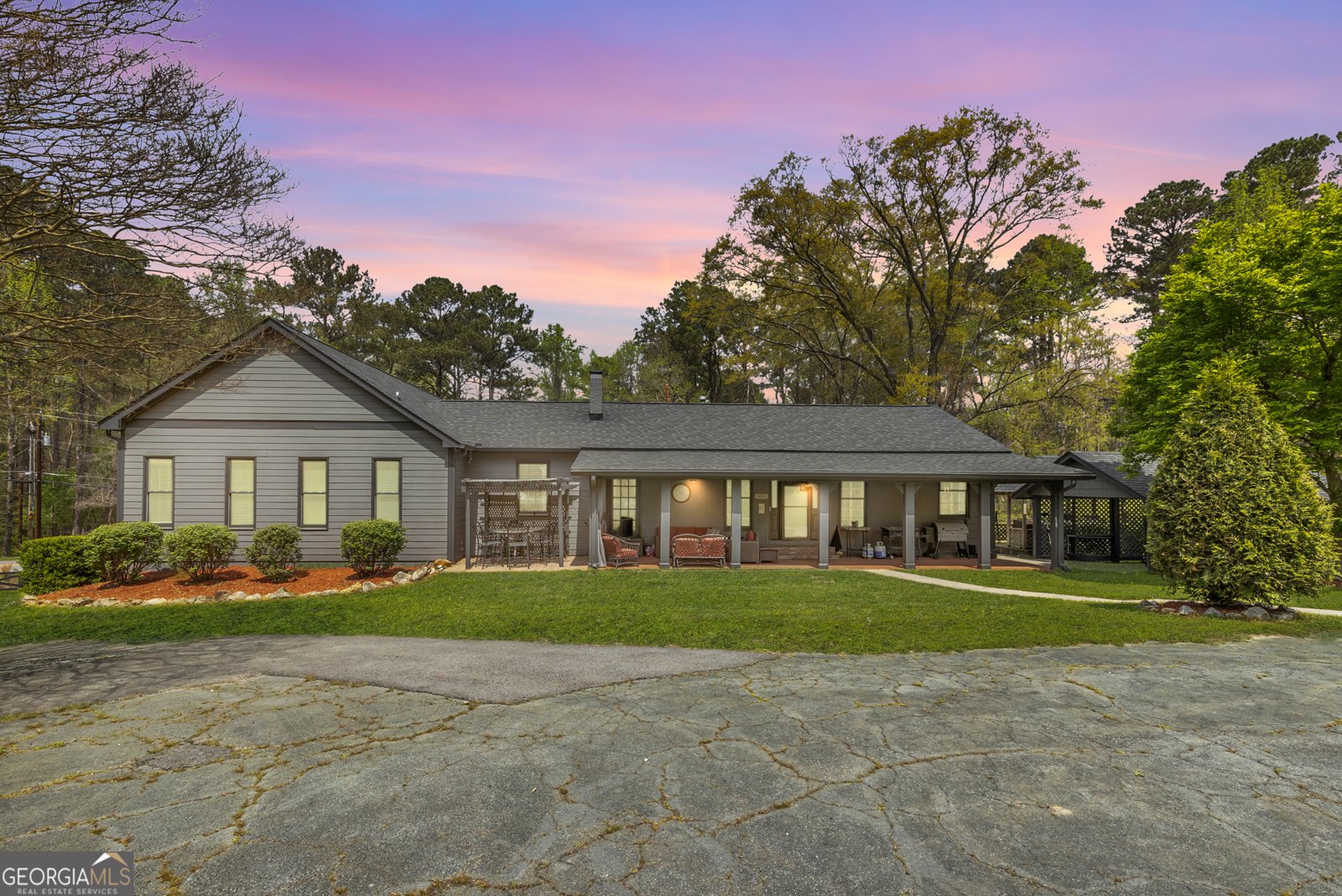 6585 QUEEN MILL Road Mableton - 2