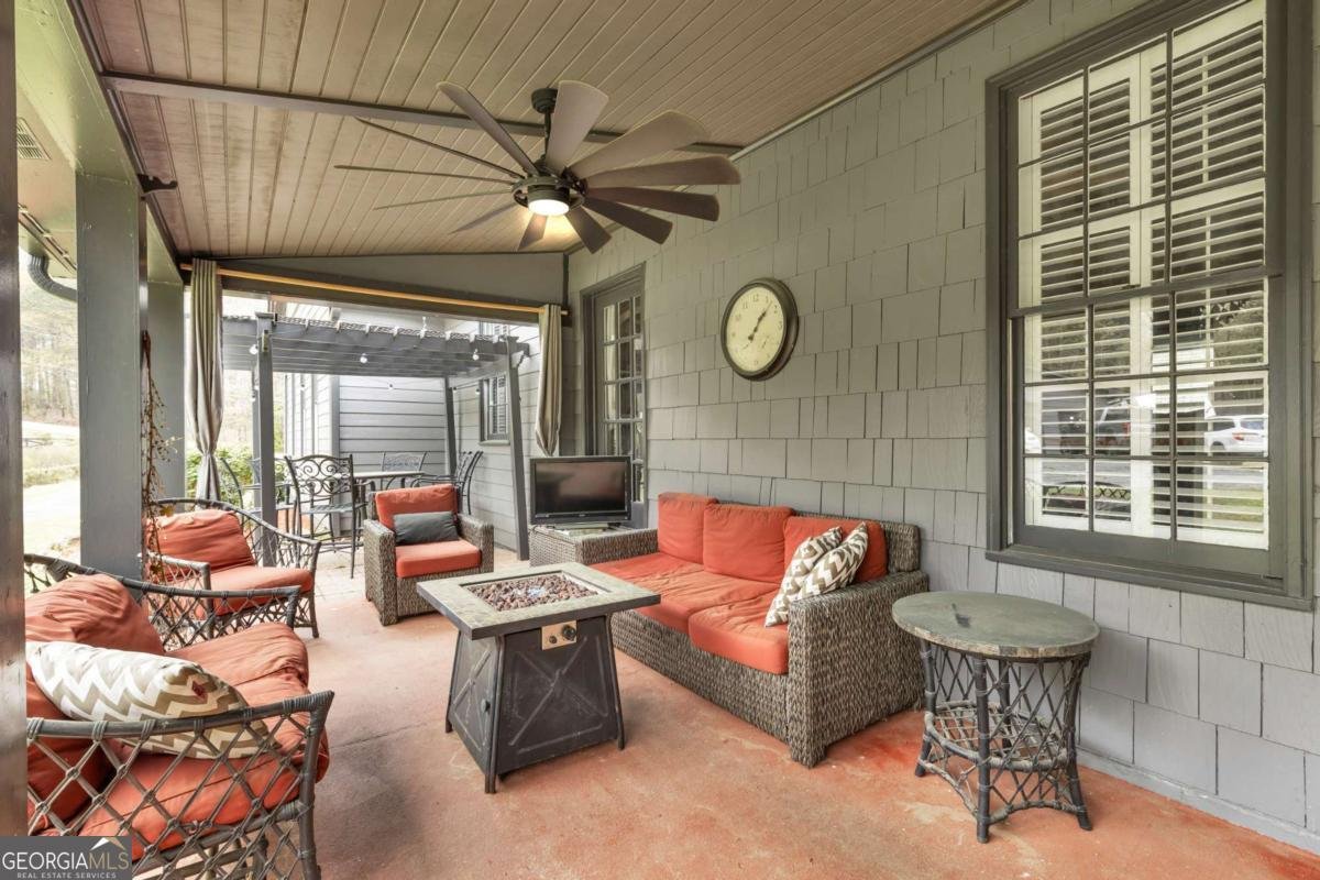 6585 QUEEN MILL Road Mableton - 47