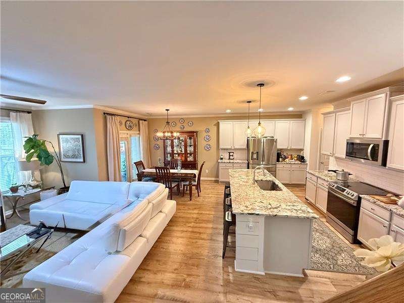 5613 Elmwood Lane Flowery Branch - 5