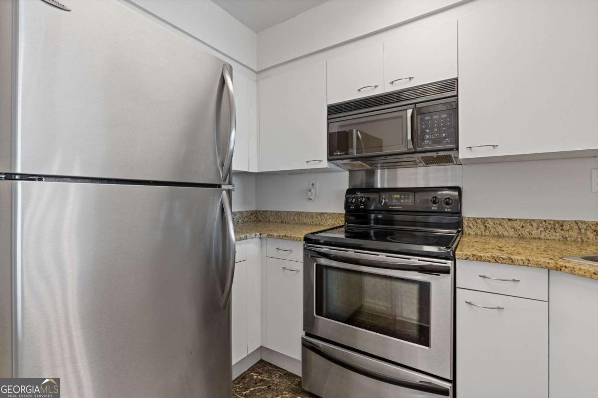 2870 Pharr Court South Atlanta - 6