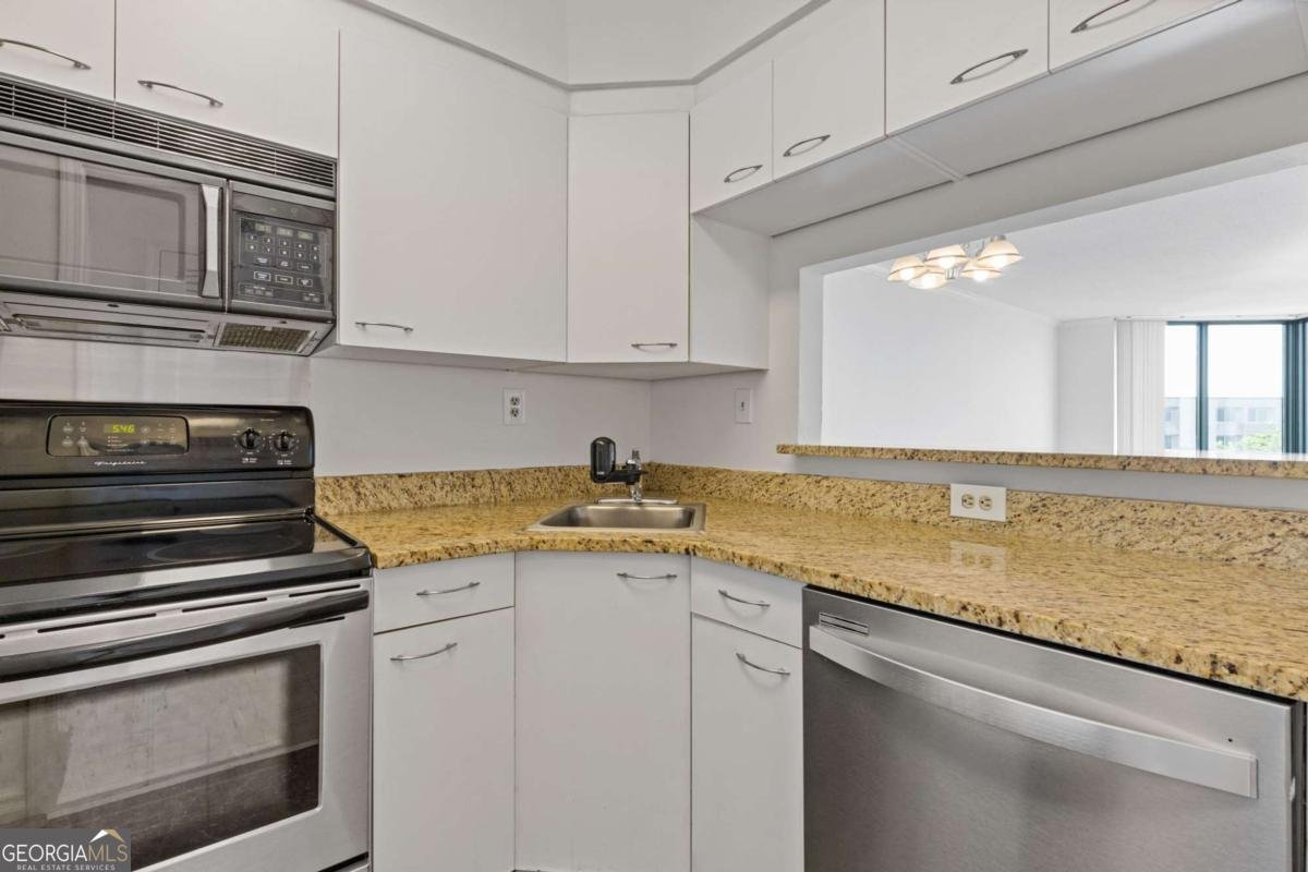 2870 Pharr Court South Atlanta - 8