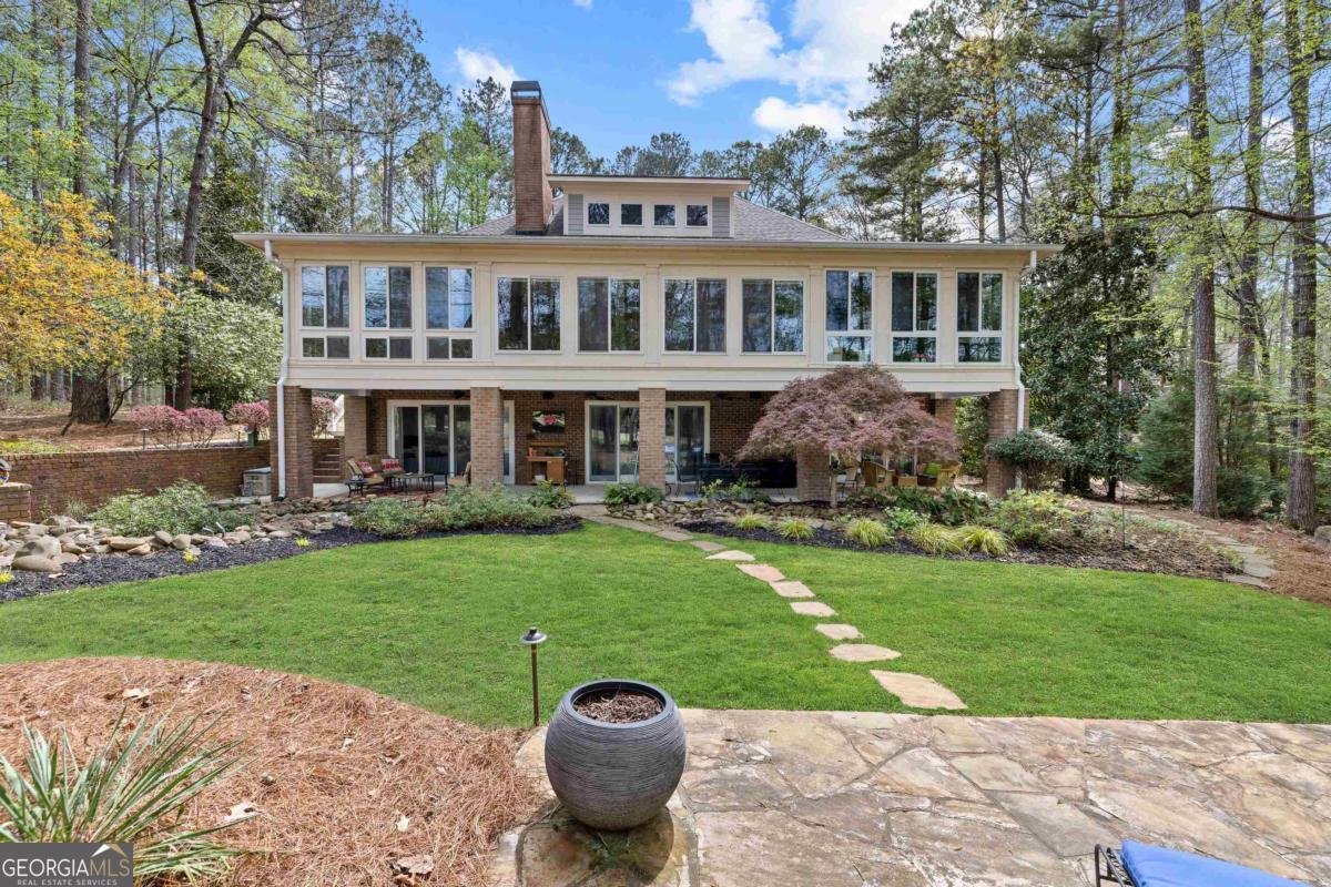 2701 Parrotts Point Road Greensboro - 4