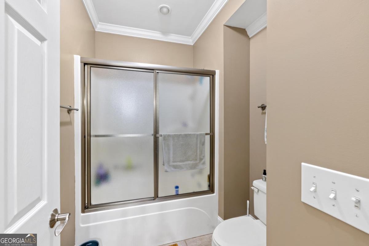 2701 Parrotts Point Road Greensboro - 44