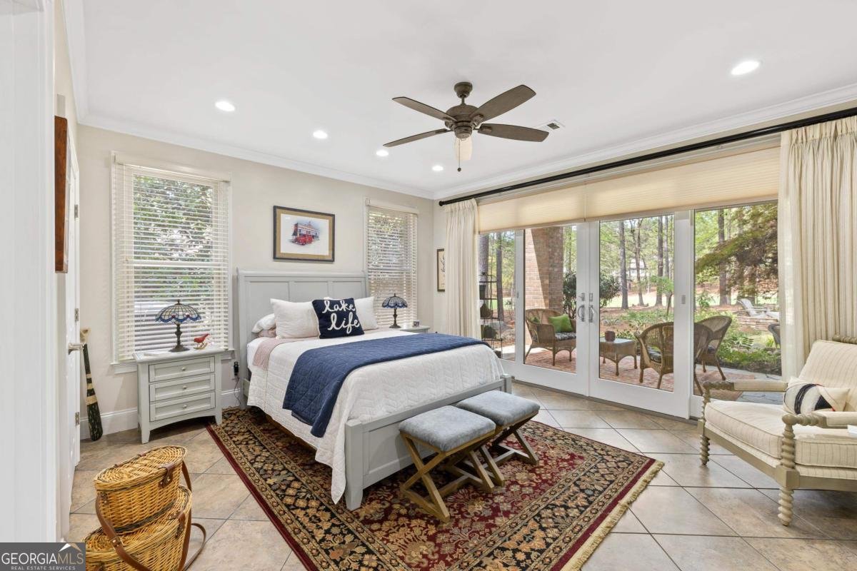 2701 Parrotts Point Road Greensboro - 48