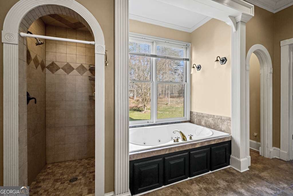 1768 Hood Road Dacula - 37