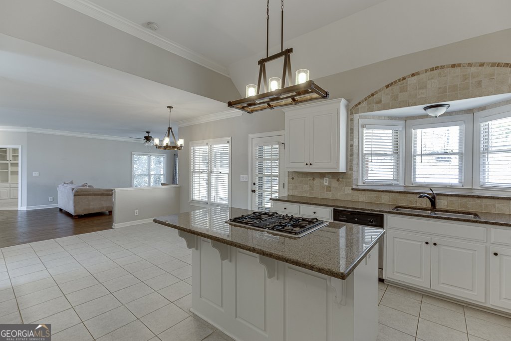395 Highland Gate Circle Suwanee - 17