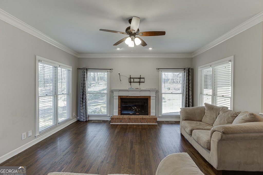 395 Highland Gate Circle Suwanee - 20