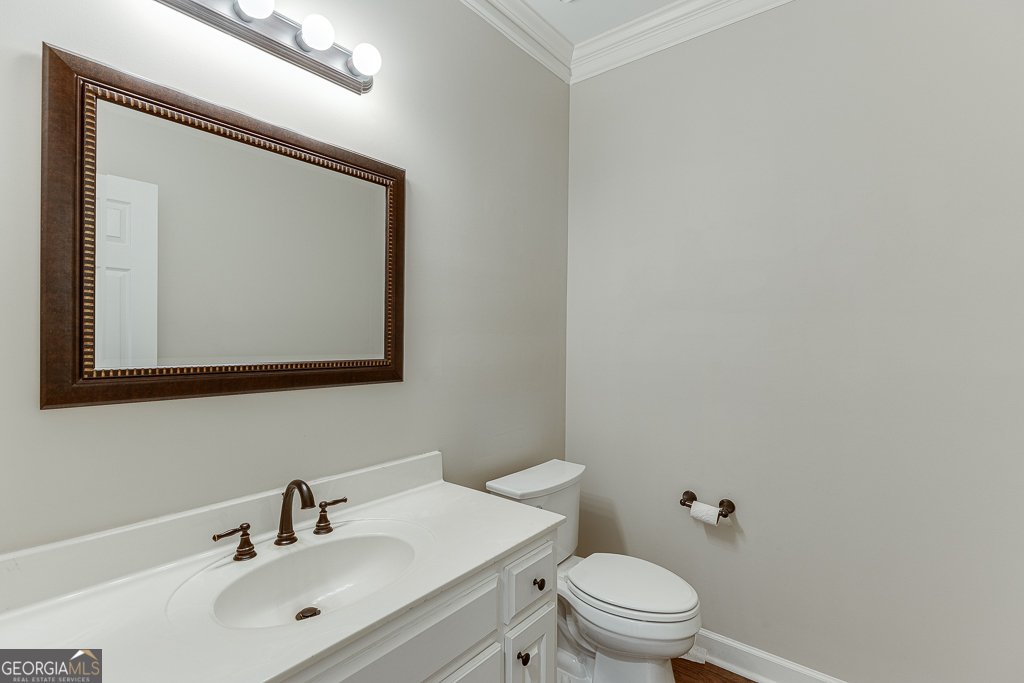 395 Highland Gate Circle Suwanee - 27