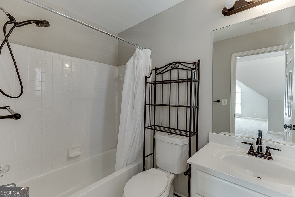 395 Highland Gate Circle Suwanee - 31