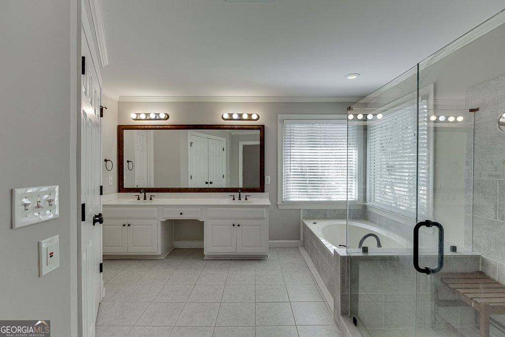 395 Highland Gate Circle Suwanee - 37