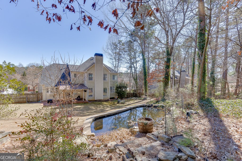 395 Highland Gate Circle Suwanee - 43