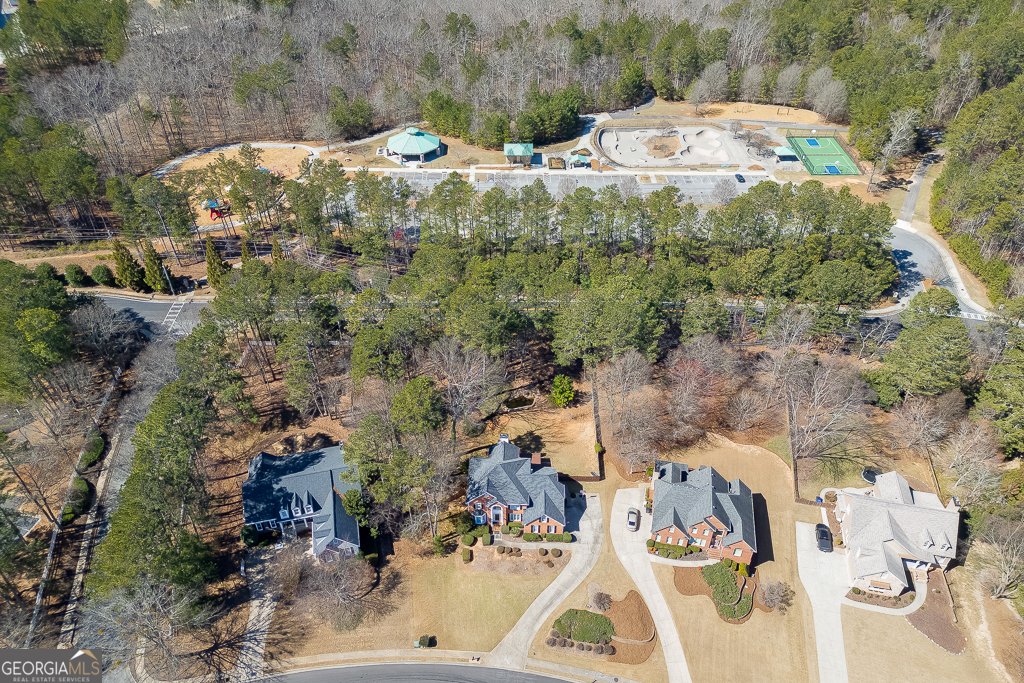 395 Highland Gate Circle Suwanee - 44