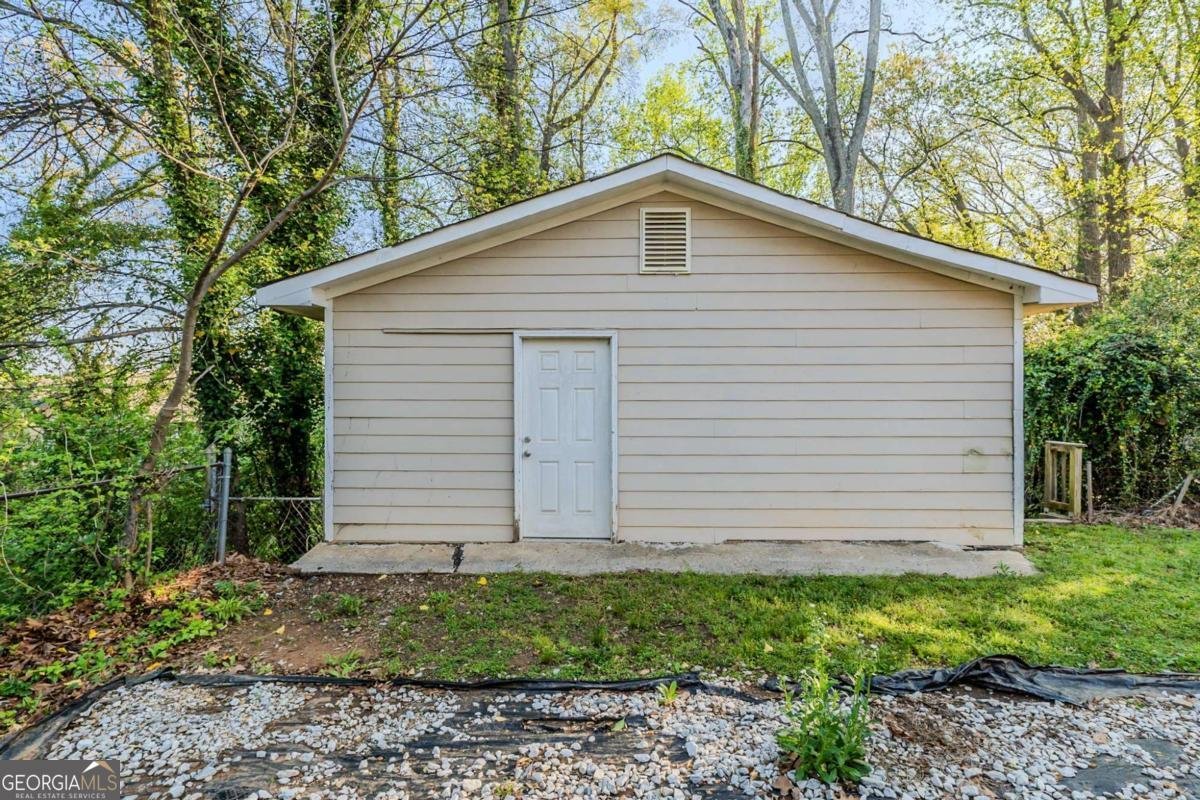2070 Perkerson Road Atlanta - 19