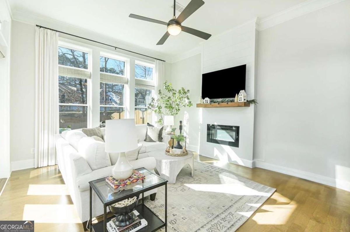 158 Village Green Avenue Woodstock - 25