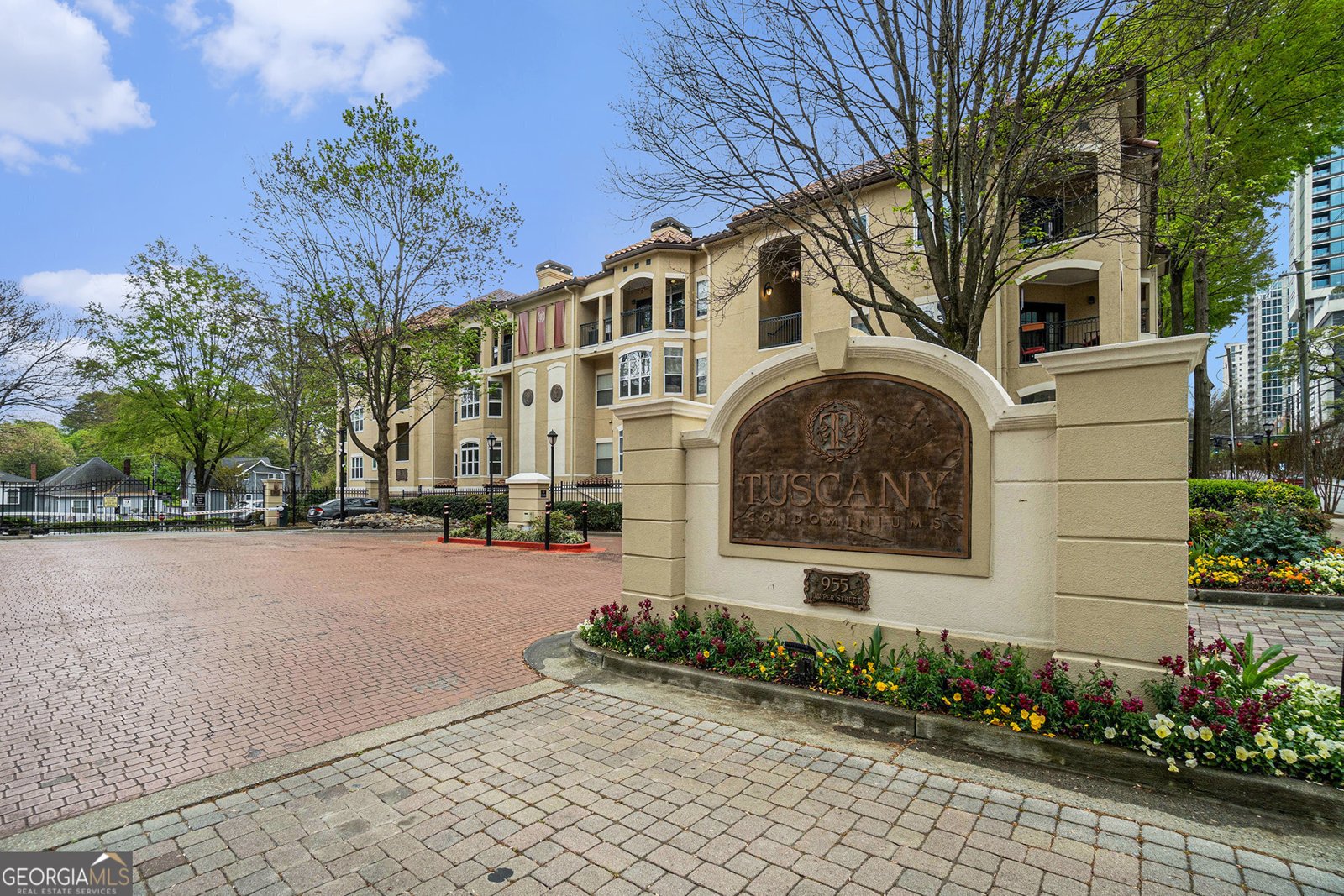 955 Juniper Street Atlanta - 35