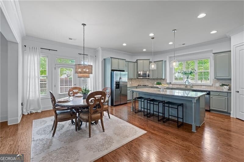 715 Saybeck Way Milton - 2