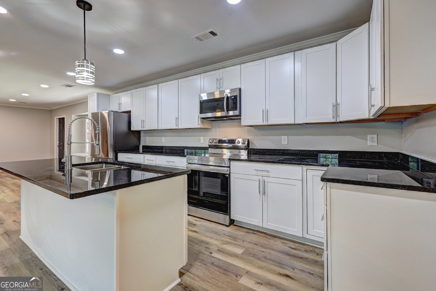 450 Lake Laurel Road Milledgeville - 17