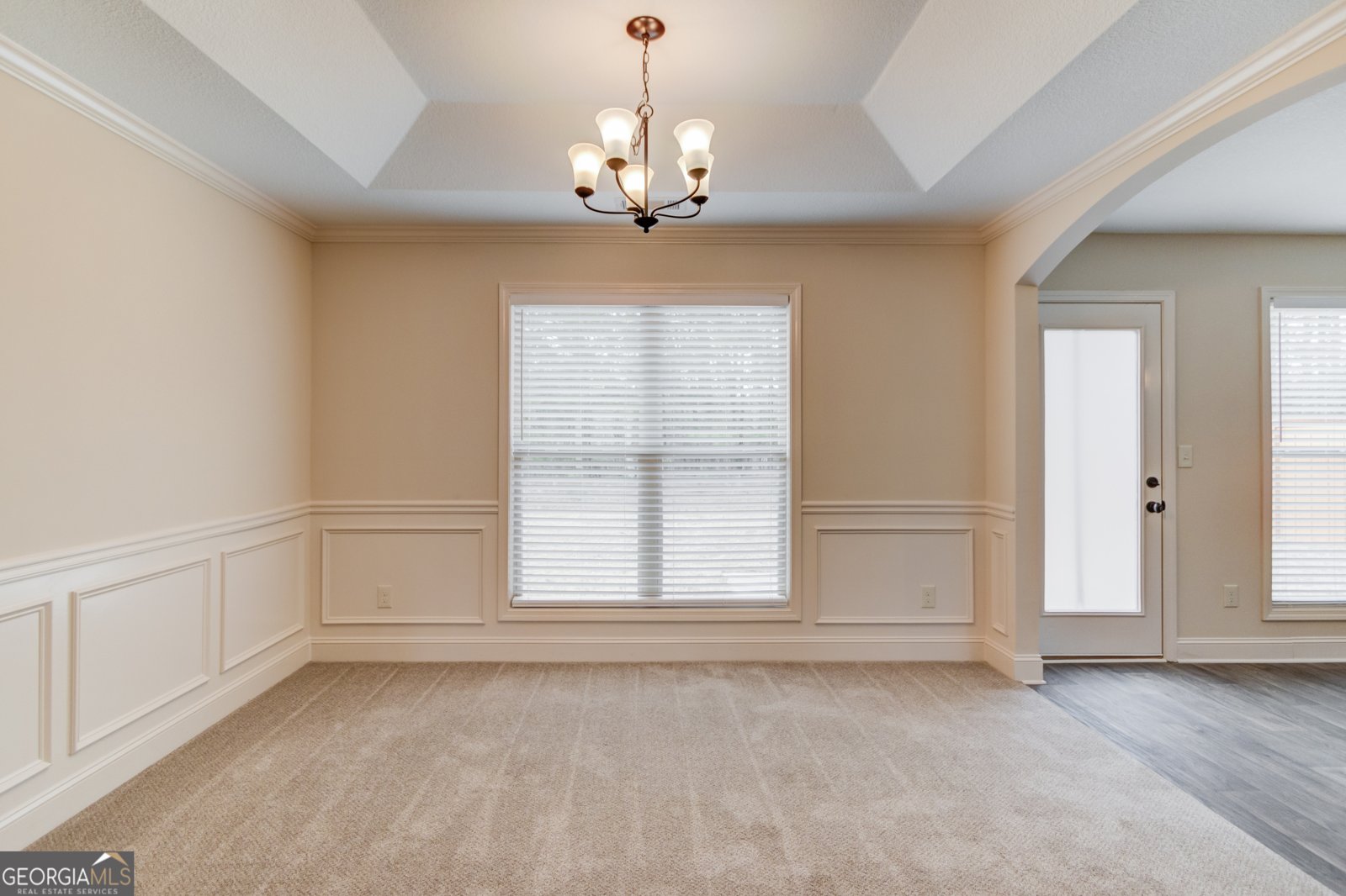 174 Livingston Winder - 10