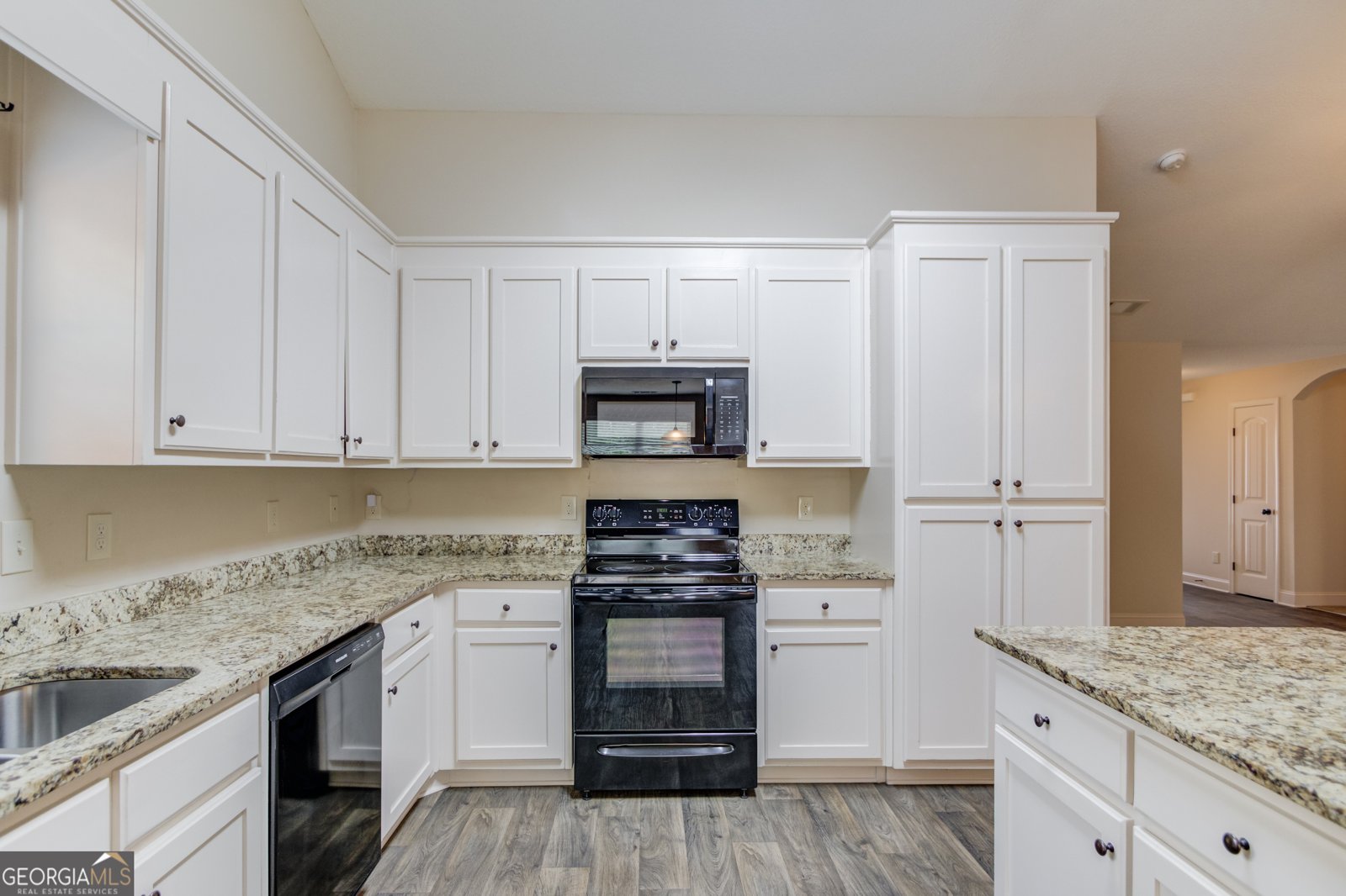 174 Livingston Winder - 17
