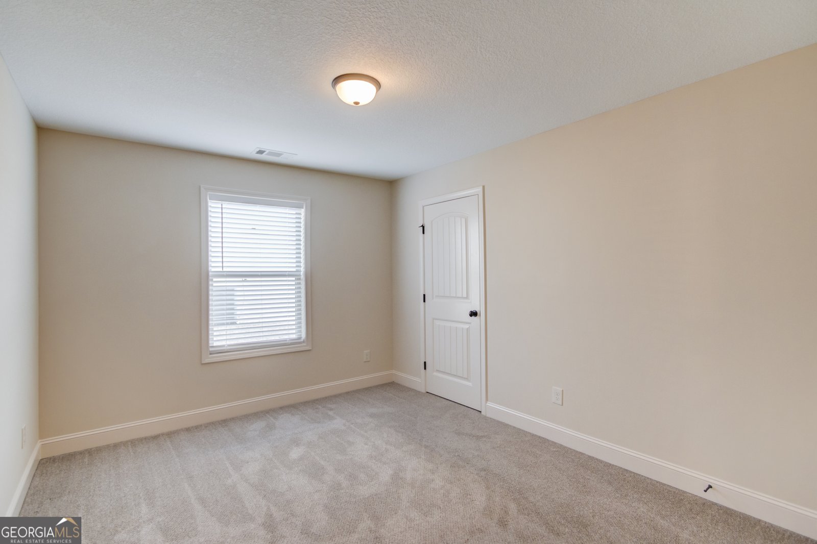 174 Livingston Winder - 24