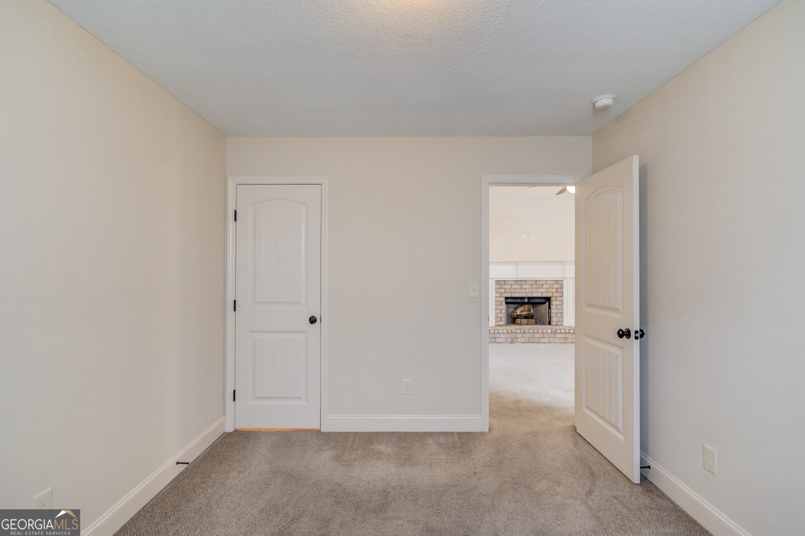 174 Livingston Winder - 25