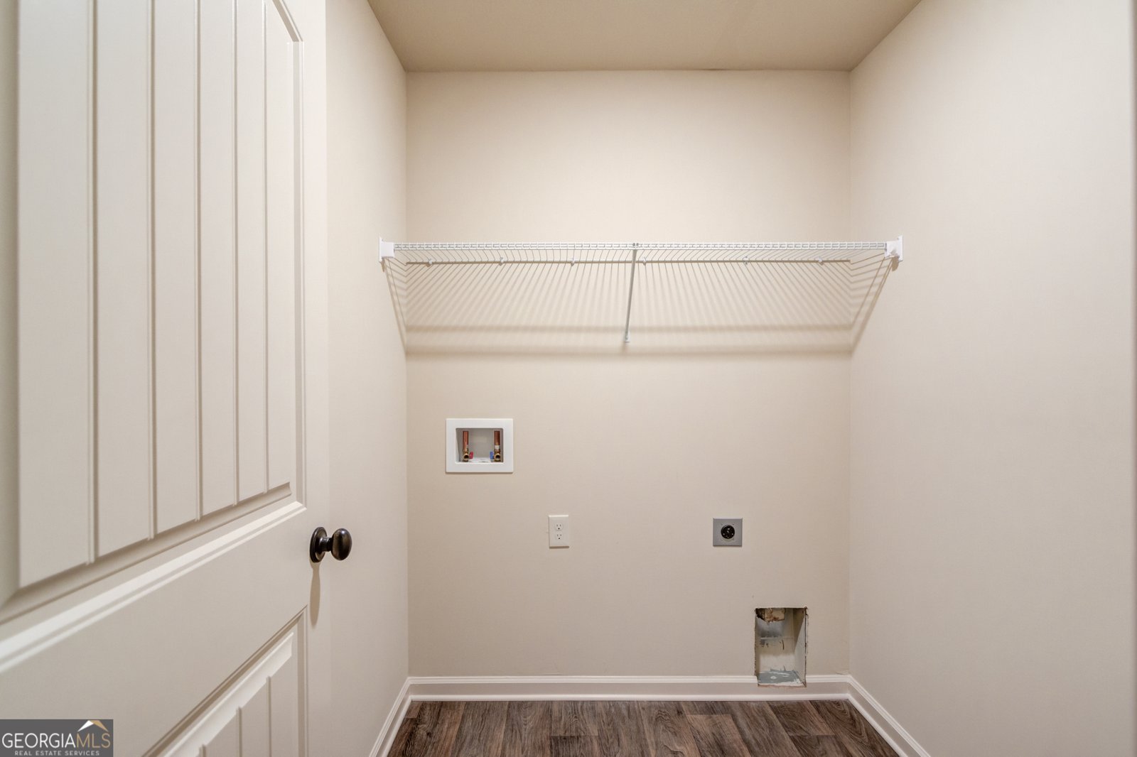 174 Livingston Winder - 34