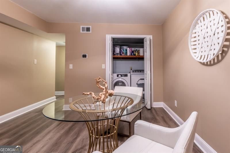 6851 Roswell Road Atlanta - 15