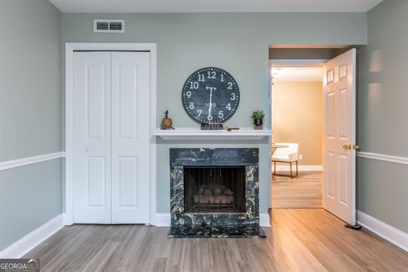 6851 Roswell Road Atlanta - 17
