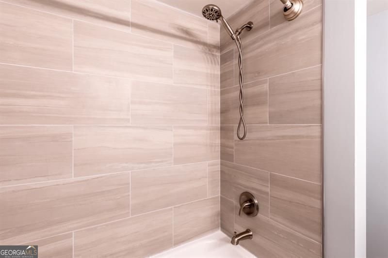 6851 Roswell Road Atlanta - 23
