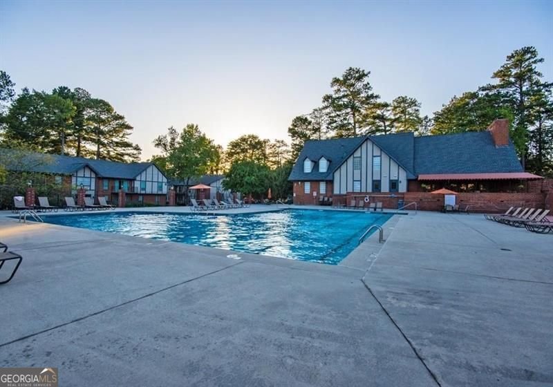 6851 Roswell Road Atlanta - 33