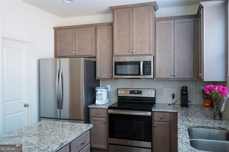 5317 RADFORD Loop Fairburn - 9